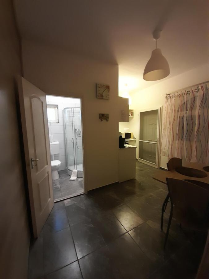 Bella Badacsony Apartmanhaz Apartment Badacsonytomaj Exterior photo